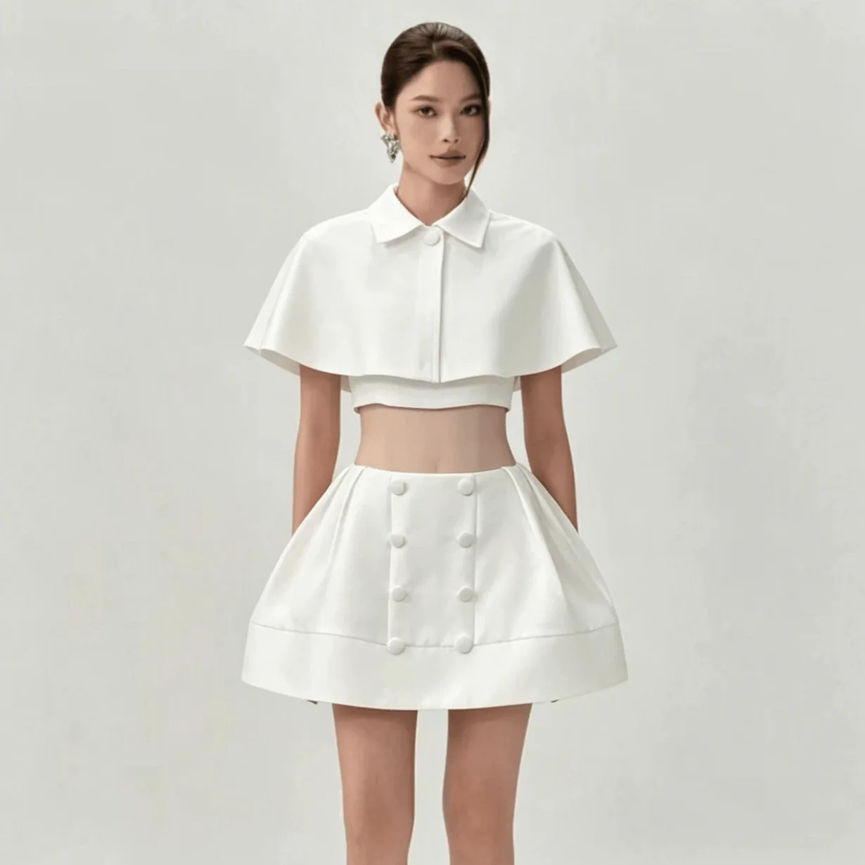 Fashion Cape Collar White Two-Piece Skirt Set Lapel Cropped Button Detail Top & High Waist Pleated Skirt Streetwear Summer 2026
Fashion Cape Collar White Two-Piece Skirt Set Lapel Cropped Button Detail Top & High Waist Pleated Skirt Streetwear Summer 2026
