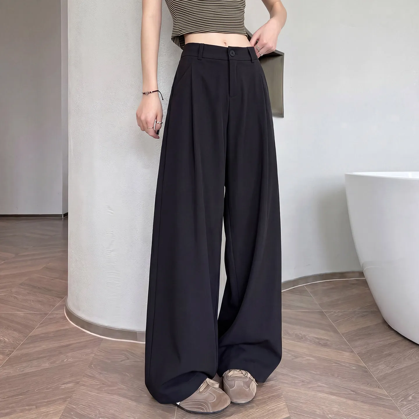 Black Slim Fit Wide Leg Pants Women's Summer Thin High Waist Loose Straight Casual Trousers Drapey Comfortable Long Pants
Black Slim Fit Wide Leg Pants Women's Summer Thin High Waist Loose Straight Casual Trousers Drapey Comfortable Long Pants
