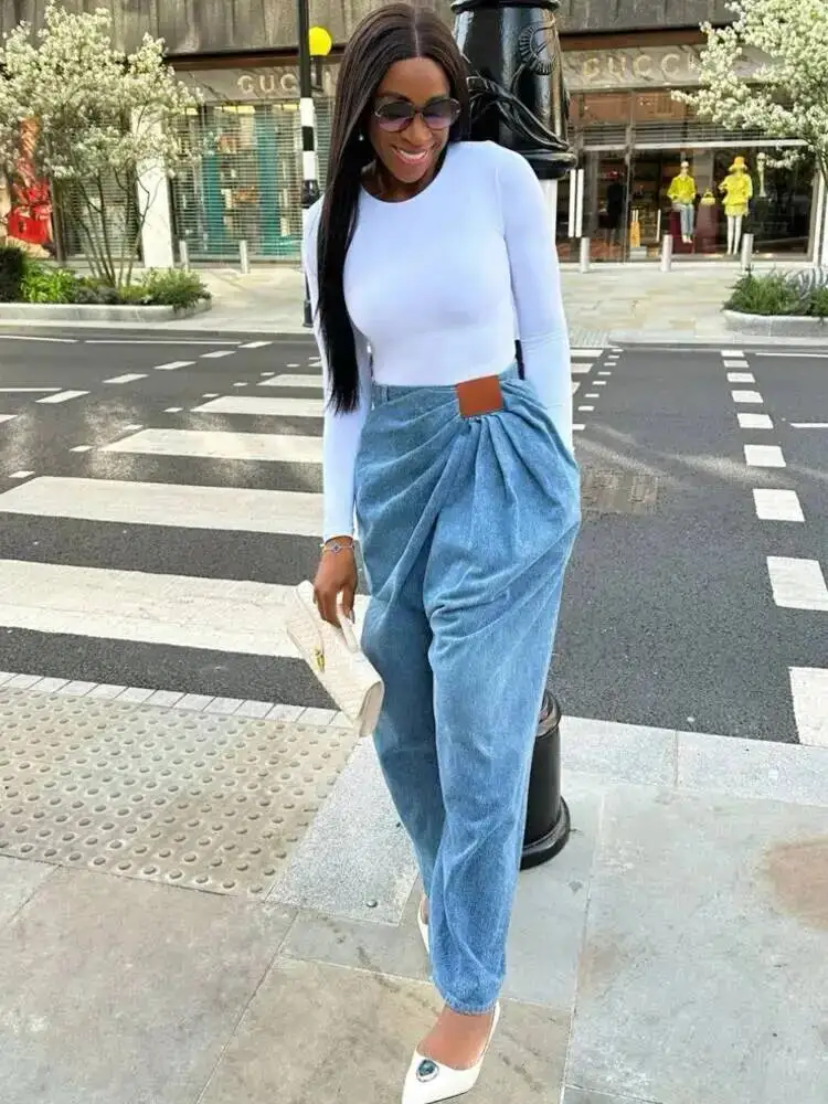 Trendy And Flowing Pleated Washed High Waisted Wide Leg Jeans For Women In The Spring Of 2026 New 05E0ZHMT
Trendy And Flowing Pleated Washed High Waisted Wide Leg Jeans For Women In The Spring Of 2026 New 05E0ZHMT