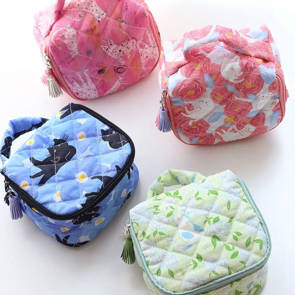 Casual Cartoon Cat Makeup Bag Multipurpose Organizers Handheld Cosmetic Bag Large Capacity Handbag Toiletries Organizer Travel
Casual Cartoon Cat Makeup Bag Multipurpose Organizers Handheld Cosmetic Bag Large Capacity Handbag Toiletries Organizer Travel
