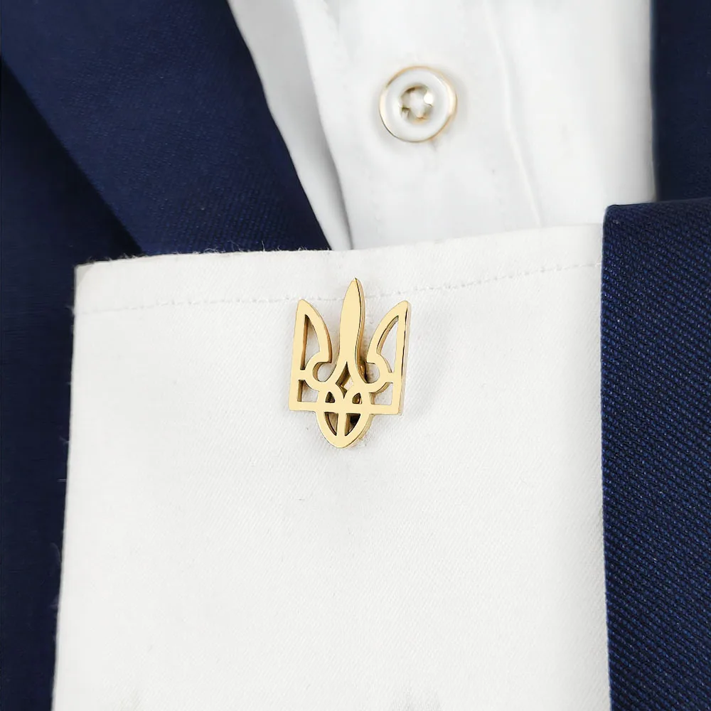 New Ocean Trident creative cufflinks, 18K gold-plated sleeves, shirt button accessories, suitable for men's banquets
New Ocean Trident creative cufflinks, 18K gold-plated sleeves, shirt button accessories, suitable for men's banquets
