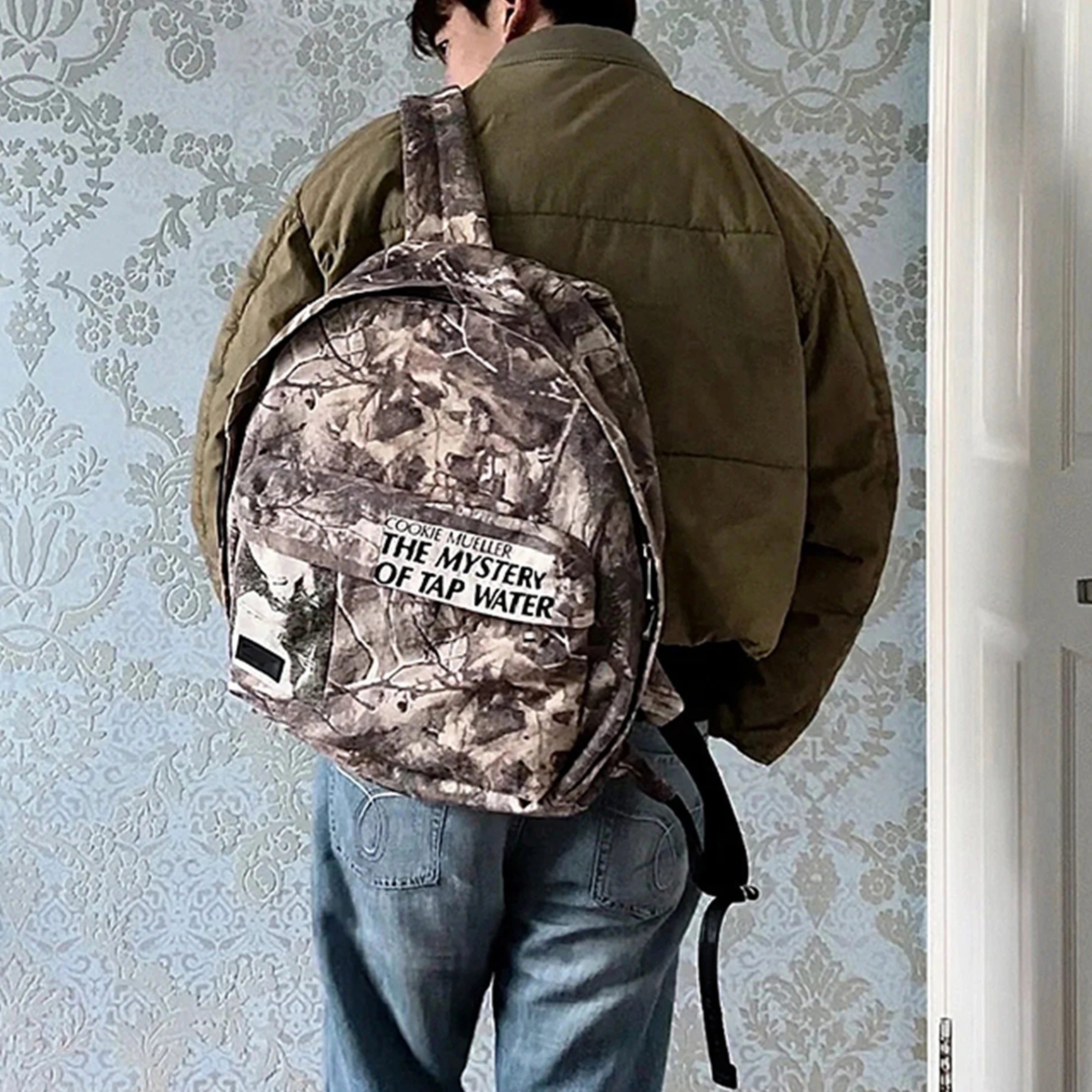 Модный мужской и женский рюкзак NIGO в стиле High Street с цветными буквами и молнией, Холщовый Рюкзак Ngvp # nigo8392
Модный мужской и женский рюкзак NIGO в стиле High Street с цветными буквами и молнией, Холщовый Рюкзак Ngvp # nigo8392