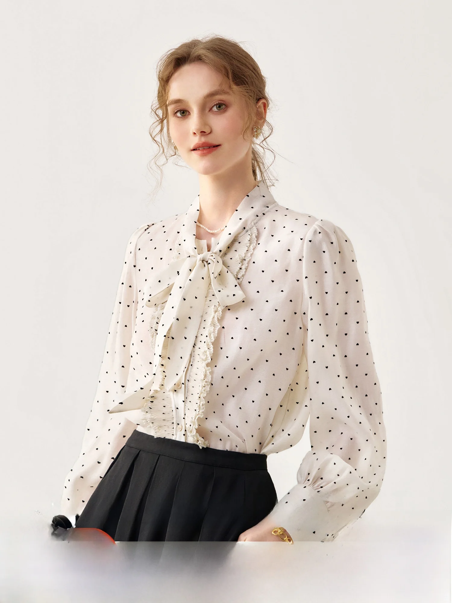 Женская блузка Sicily Polka Dot Floing с длинным рукавом, свободного кроя, с круглым вырезом, весенне-летняя модная модель
Женская блузка Sicily Polka Dot Floing с длинным рукавом, свободного кроя, с круглым вырезом, весенне-летняя модная модель