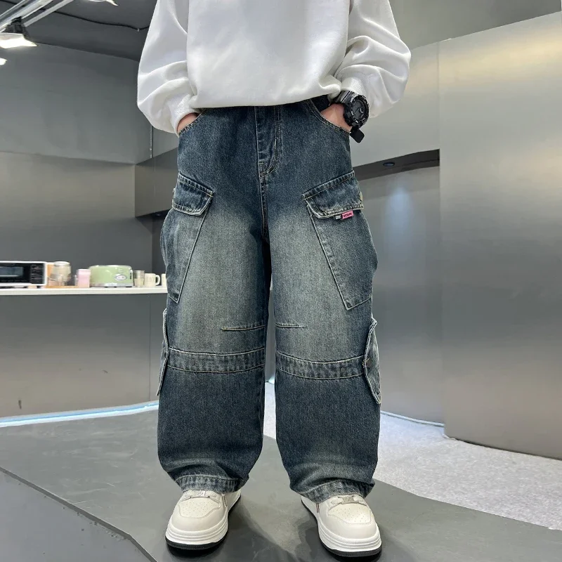NewNew 2025 Boys' Casual Korean Style Autumn and Winter Loose Simple Denim Jeans High Quality.4-15year
NewNew 2025 Boys' Casual Korean Style Autumn and Winter Loose Simple Denim Jeans High Quality.4-15year