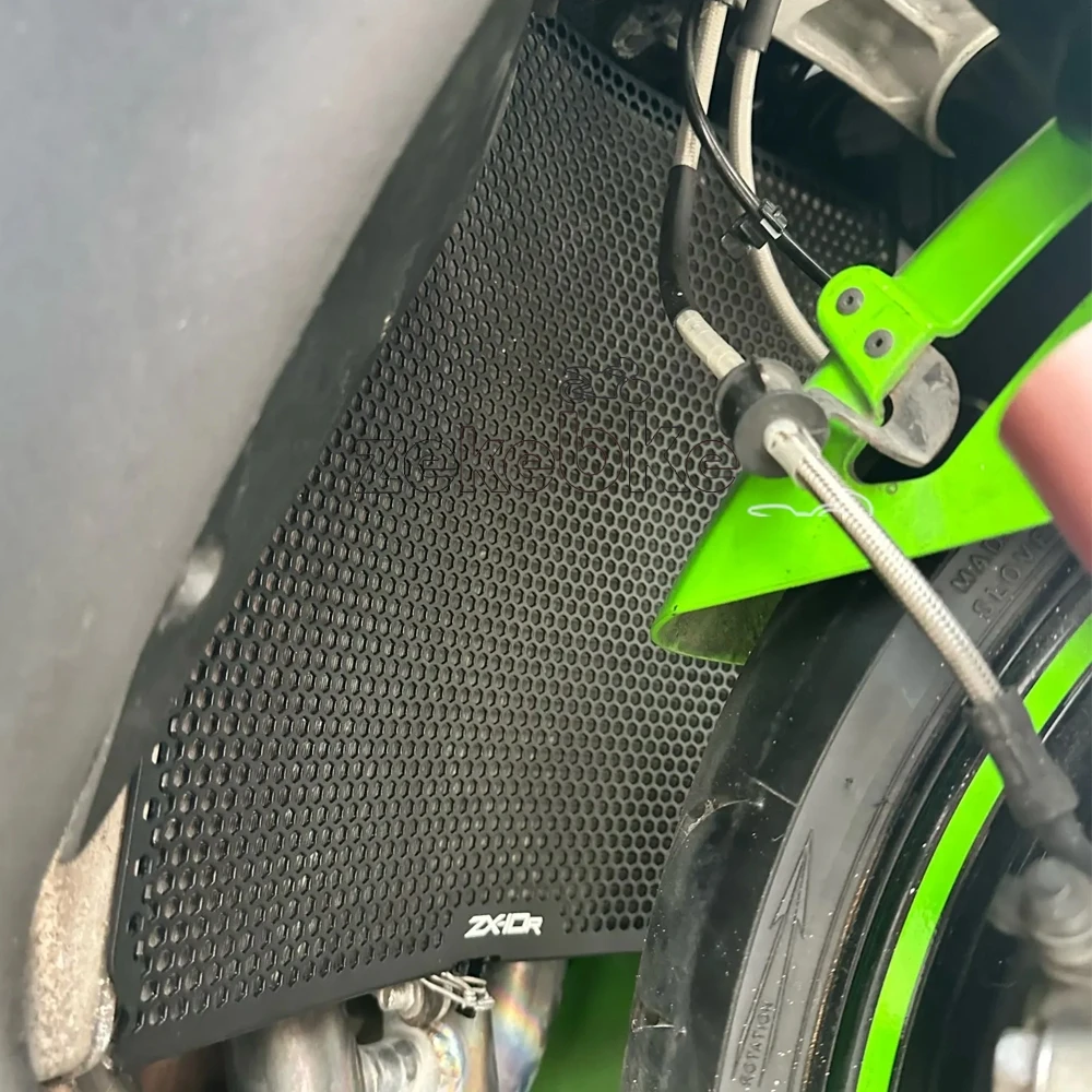 ZX10R NEW Radiator Grille Guard Cover For Kawasaki NINJA ZX-10R 2008 2009 2010 2011 2012 2013 2014 2015 2016 2017 2018 2019 2020
ZX10R NEW Radiator Grille Guard Cover For Kawasaki NINJA ZX-10R 2008 2009 2010 2011 2012 2013 2014 2015 2016 2017 2018 2019 2020