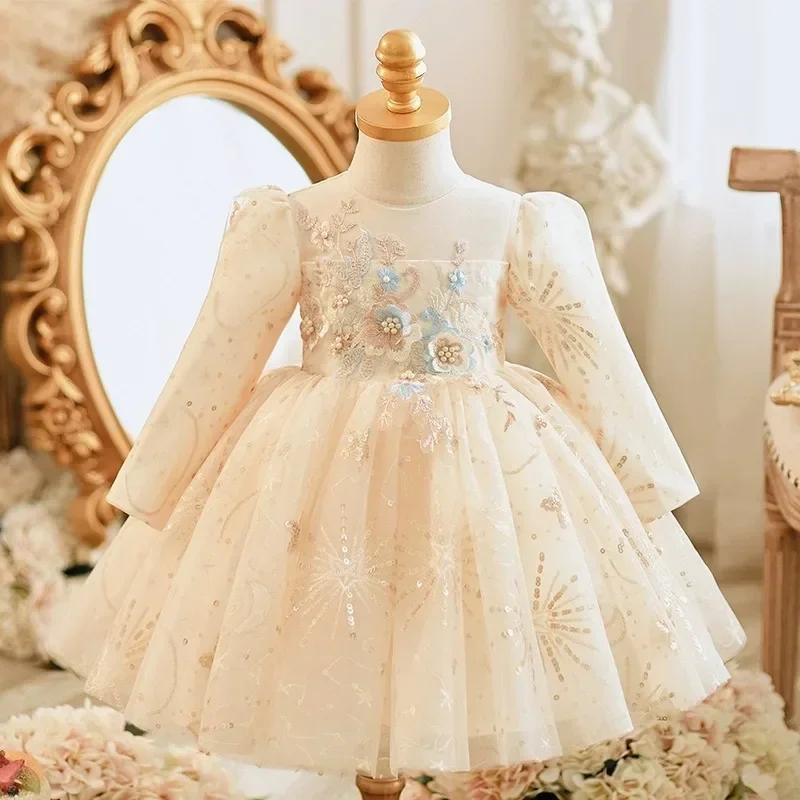 New Long Sleeve Infant Gown 1st birthday Baby Princess Costume Party Wedding Flower girl Dresses For Kids Communion banque Frock
New Long Sleeve Infant Gown 1st birthday Baby Princess Costume Party Wedding Flower girl Dresses For Kids Communion banque Frock