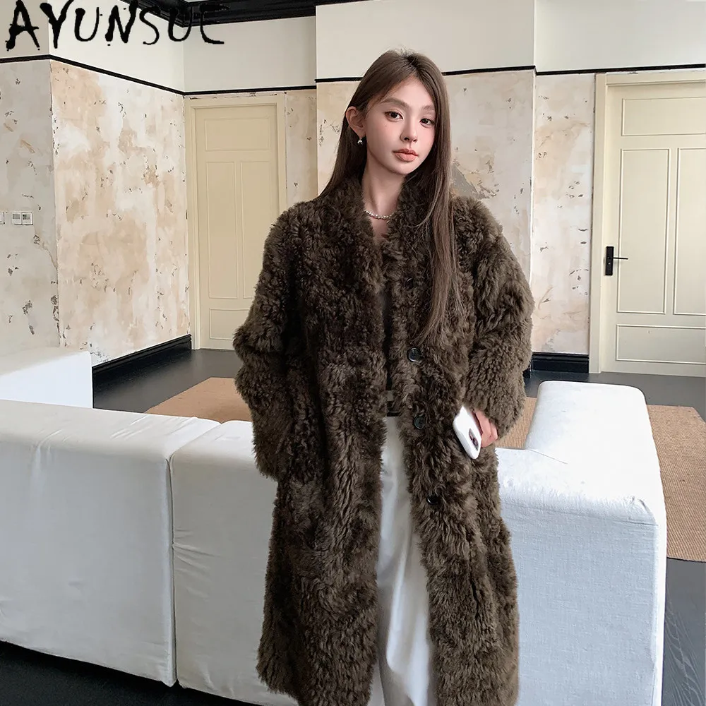 AYUNSUE Natural Sheepskin Fur Coat Women Winter Clothing Tuscary Real Leather Jacket Womens Coats New Style Casaco Feminino
AYUNSUE Natural Sheepskin Fur Coat Women Winter Clothing Tuscary Real Leather Jacket Womens Coats New Style Casaco Feminino