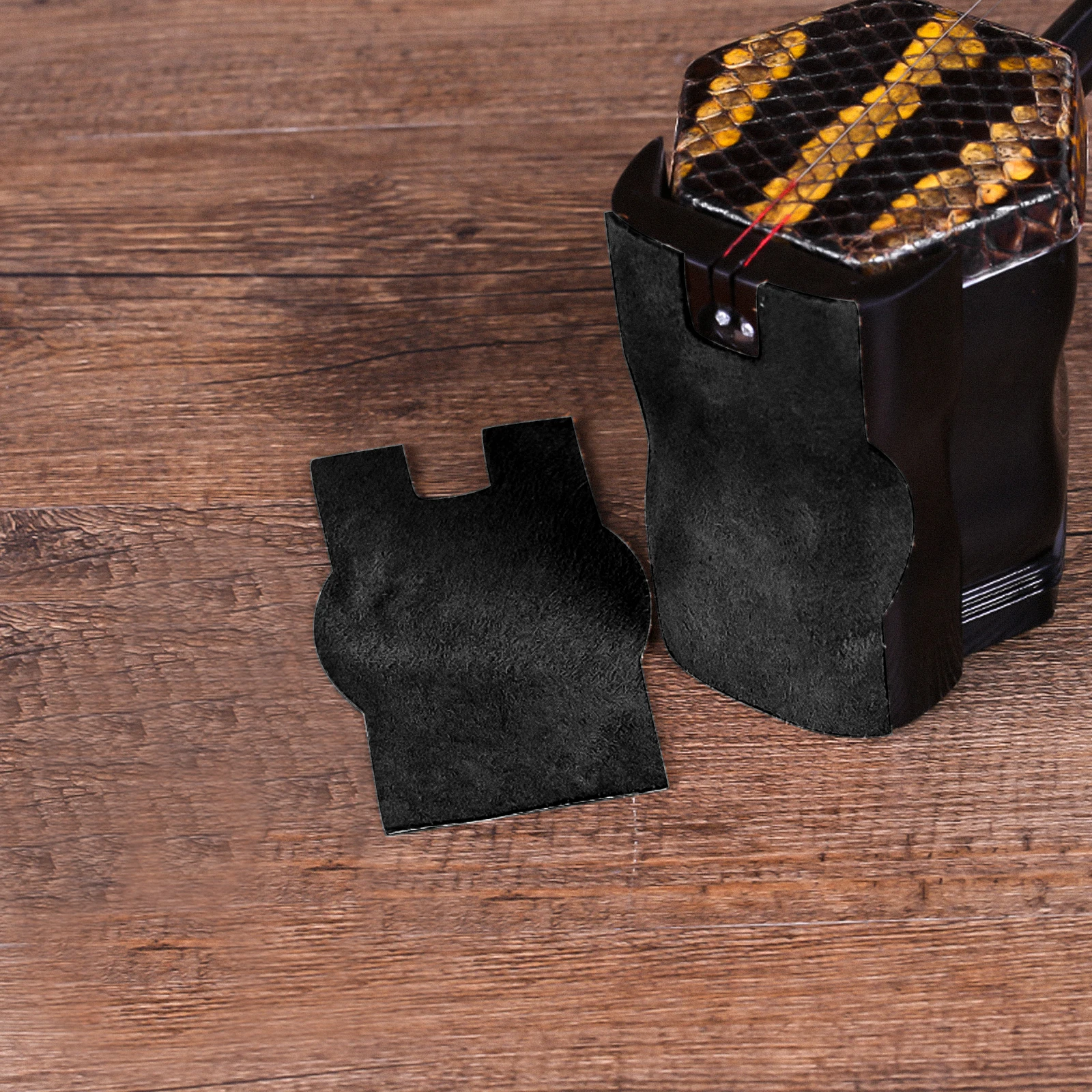 2Pcs Cowhide Anti-Skid Pad for Erhu and Pipa High-Friction Non-Slip Base for String Instruments Lightweight Wear-Resistant Erhu
2Pcs Cowhide Anti-Skid Pad for Erhu and Pipa High-Friction Non-Slip Base for String Instruments Lightweight Wear-Resistant Erhu