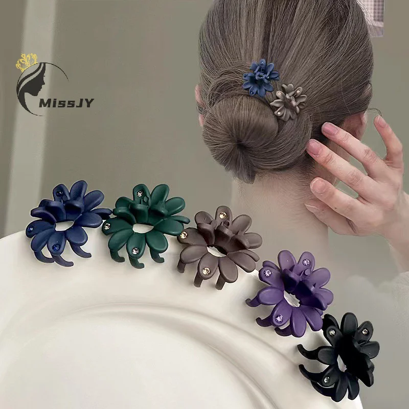 4pcs Flower Claw Clips For Women Fashion Hair Claw Girls Matte Hairpins Sweet Headwear Barrette Hair Accessories
4pcs Flower Claw Clips For Women Fashion Hair Claw Girls Matte Hairpins Sweet Headwear Barrette Hair Accessories
