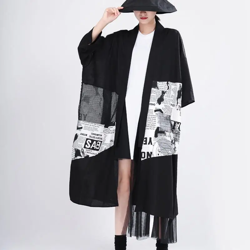 Newspaper Patchwork Top Women's irt mid to Long Length Seven Sve Cotton Polyester Blend Easy Care Summer Faion
Newspaper Patchwork Top Women's irt mid to Long Length Seven Sve Cotton Polyester Blend Easy Care Summer Faion