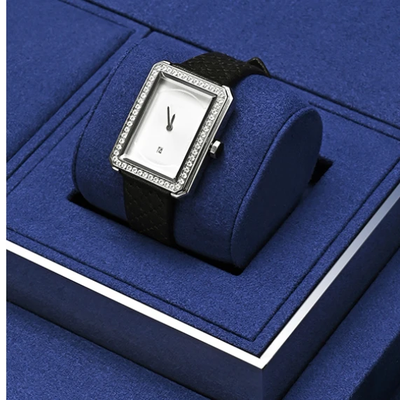 Light luxury microfiber watches, necklaces, rings, display props, high-end jewelry counters, display plates
Light luxury microfiber watches, necklaces, rings, display props, high-end jewelry counters, display plates
