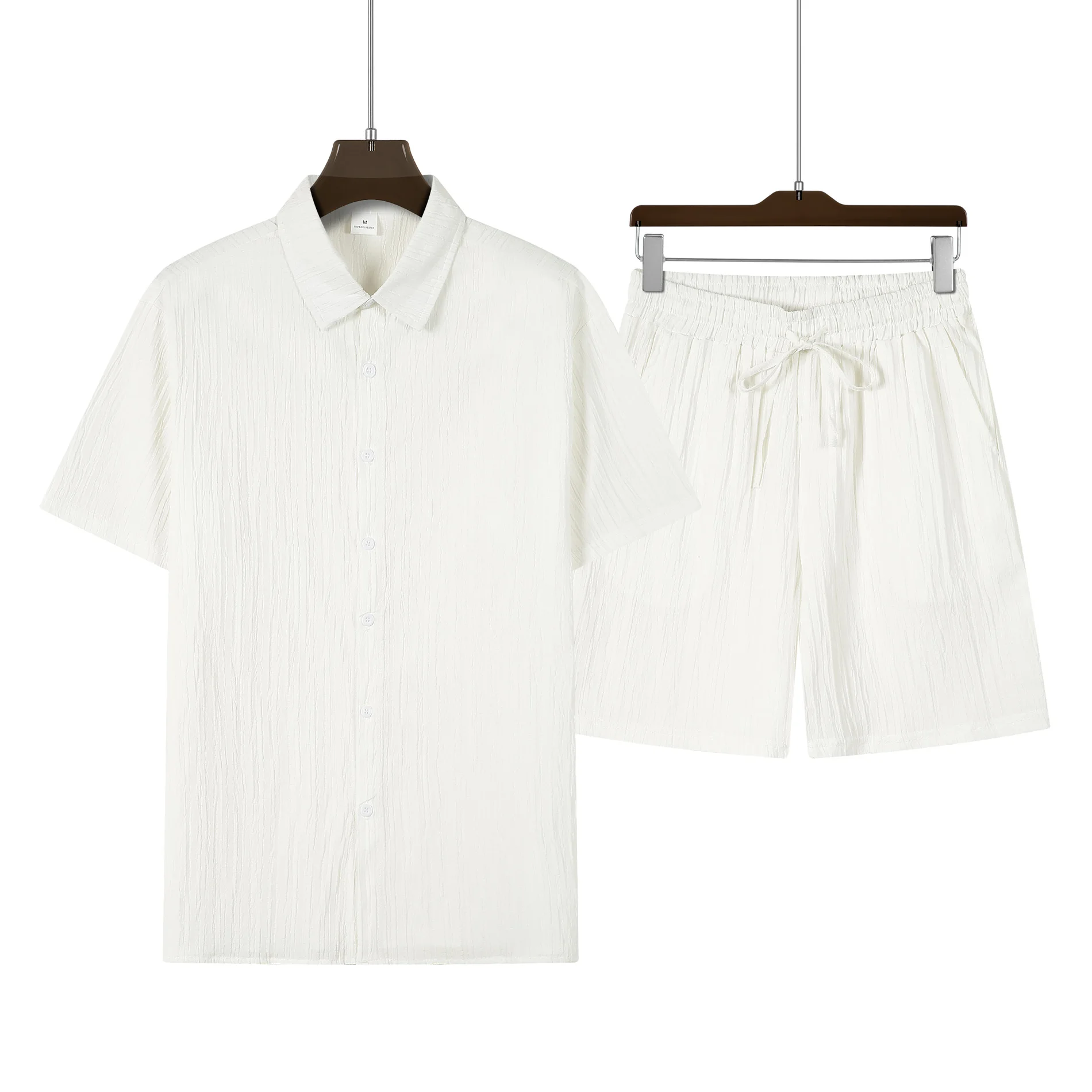 Spring And Summer New Sports Men's Polo Casual Solid Color Loose Short-sleeved Drawstring Shorts Cardigan Striped Sports Suit
Spring And Summer New Sports Men's Polo Casual Solid Color Loose Short-sleeved Drawstring Shorts Cardigan Striped Sports Suit
