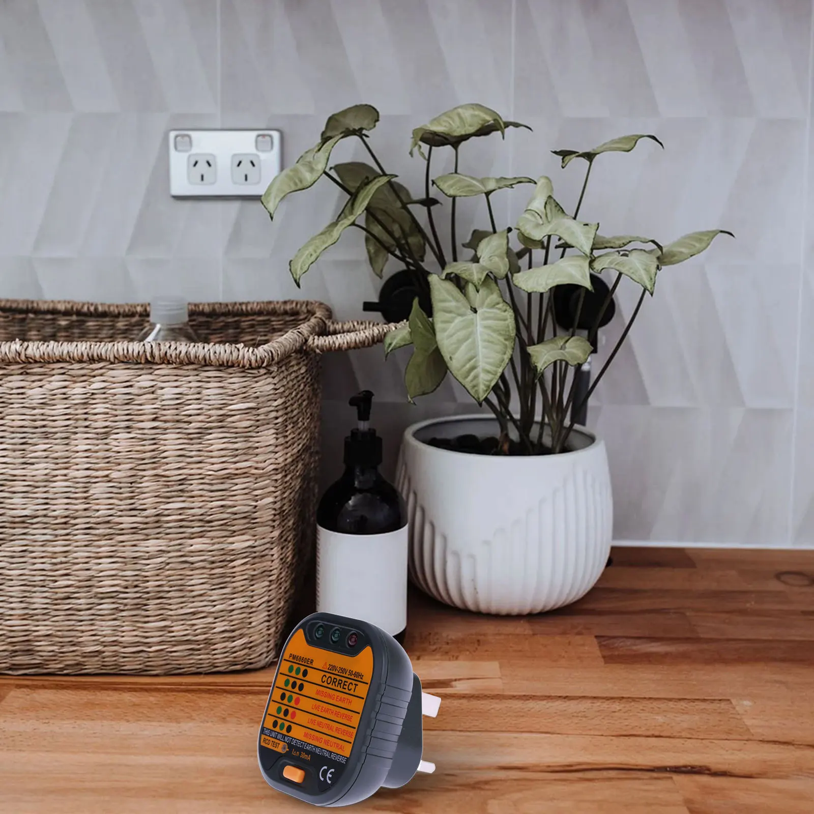 Socket Tester Uk Plug Circuit Polarity Voltage Easy Testing Intuitive Display Status Automatic Protection Safe
Socket Tester Uk Plug Circuit Polarity Voltage Easy Testing Intuitive Display Status Automatic Protection Safe