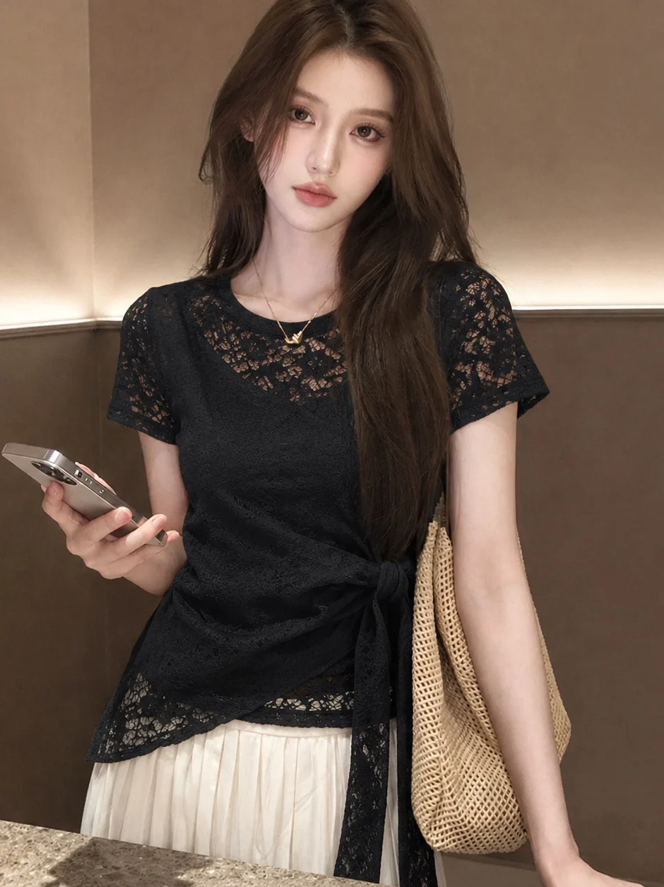 Fashionable Lace Short Sleeve round Neck T-Shirt with Belt Design Slimming Commute Style Korean Version Summer 2026 Top
Fashionable Lace Short Sleeve round Neck T-Shirt with Belt Design Slimming Commute Style Korean Version Summer 2026 Top