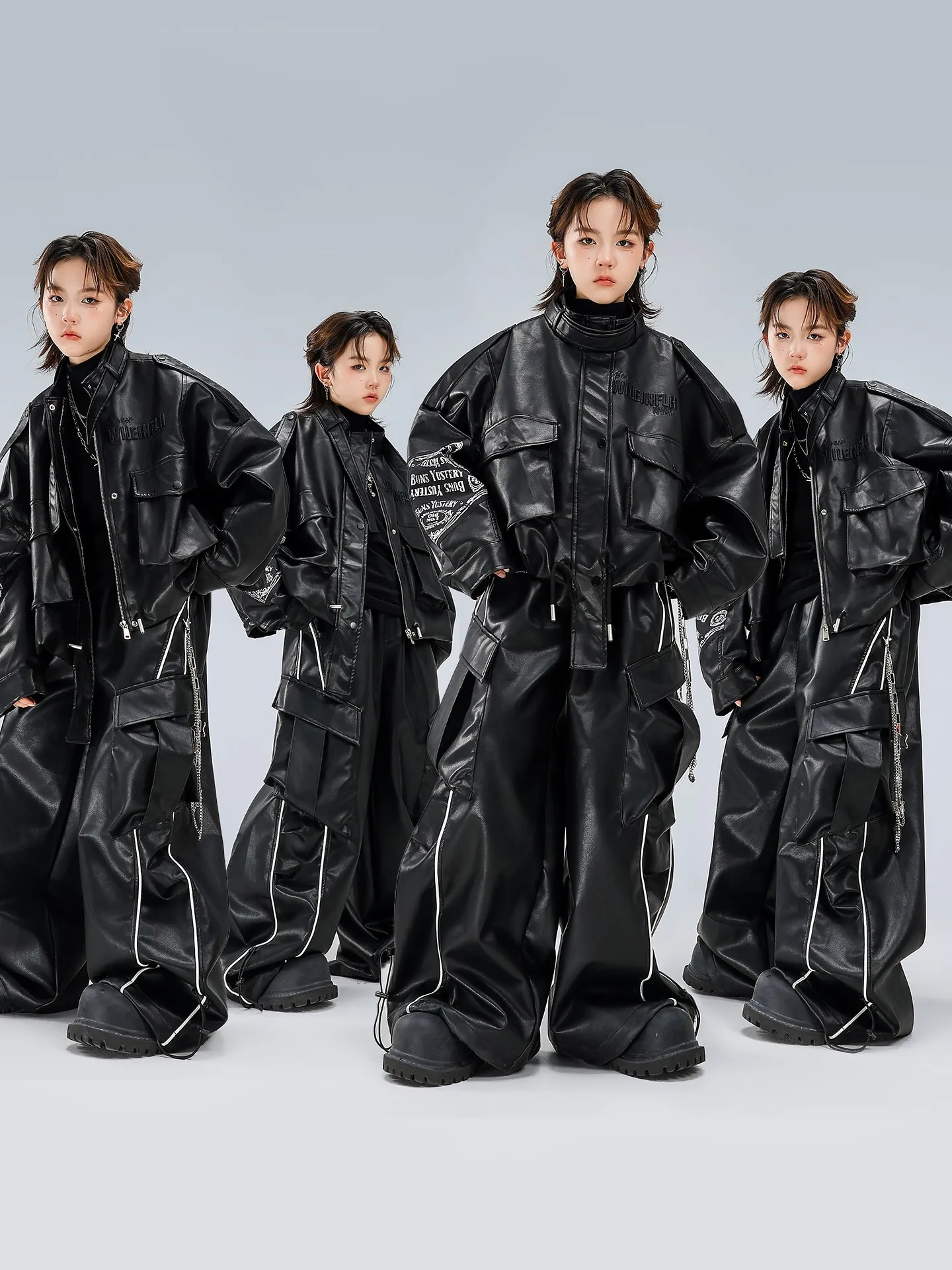 Boys Handsome Street Dance Hip Hop Clothes Black Leather Suit Baggy Cota Pants Teenager Poppin Breaking Performance Wear BL17987
Boys Handsome Street Dance Hip Hop Clothes Black Leather Suit Baggy Cota Pants Teenager Poppin Breaking Performance Wear BL17987