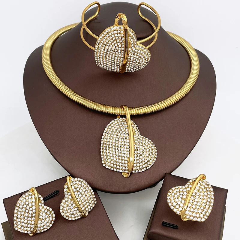 Luxury Classic Design Dubai Rhinestone Heart Elegant Necklace Earrings Bracelet Ring Set Bracelet For Women Wedding Gifts
Luxury Classic Design Dubai Rhinestone Heart Elegant Necklace Earrings Bracelet Ring Set Bracelet For Women Wedding Gifts