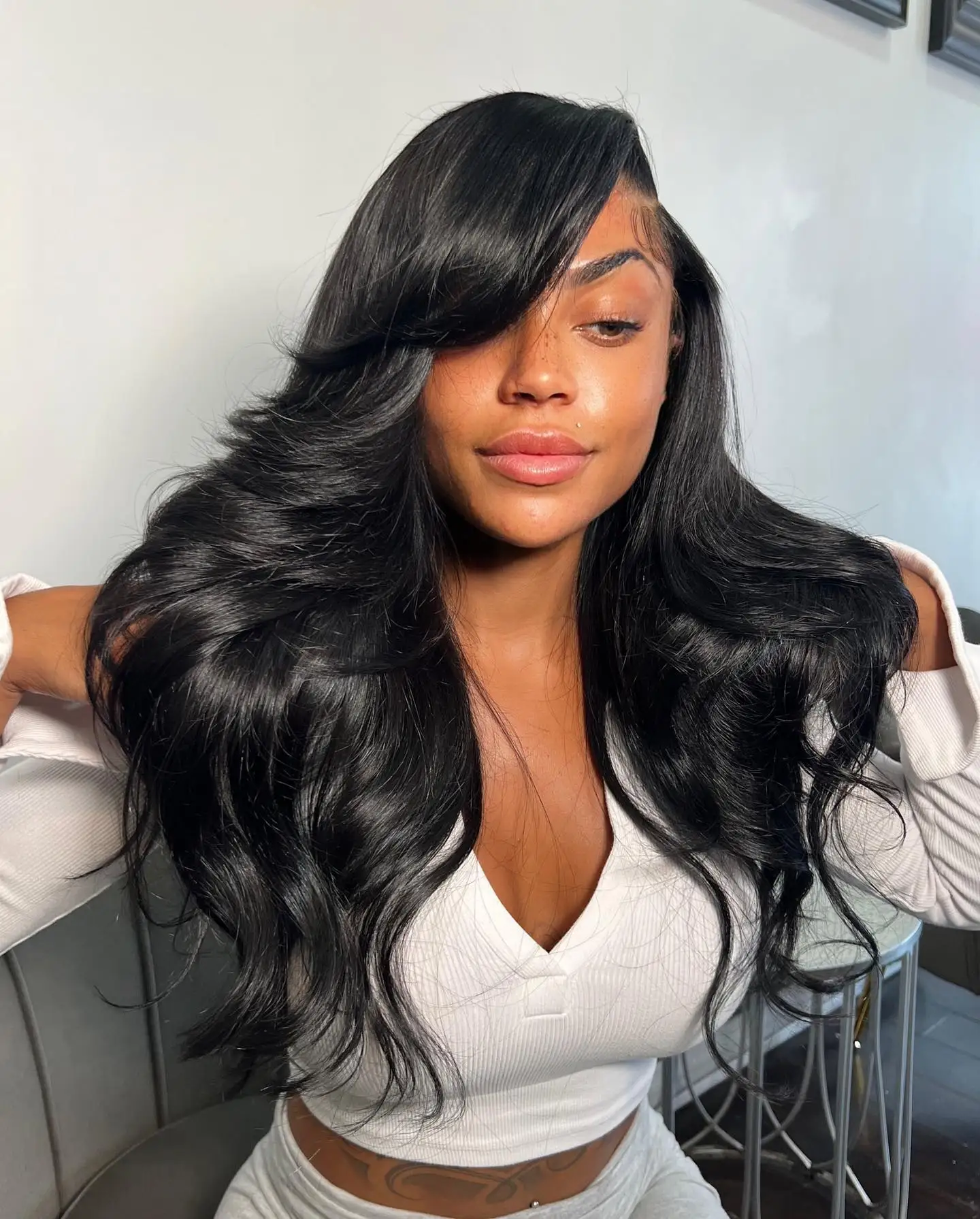 32 inches 13x4 HD Front Wigs Transparent Lace Natural Body Wave Human Hair 180 Density in Brazilian human hair For Women
32 inches 13x4 HD Front Wigs Transparent Lace Natural Body Wave Human Hair 180 Density in Brazilian human hair For Women