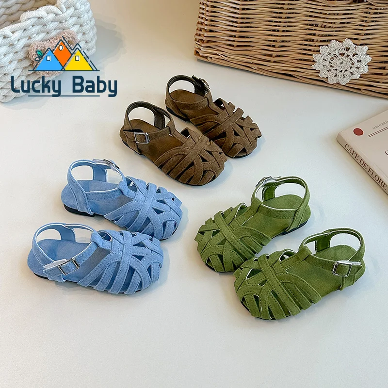 4-12Y Children's Sandals Toe Protect Boys Girls Summer New Candy Color Soft Sole Shoes Kids Casual Retro Flat Leather Sandals
4-12Y Children's Sandals Toe Protect Boys Girls Summer New Candy Color Soft Sole Shoes Kids Casual Retro Flat Leather Sandals