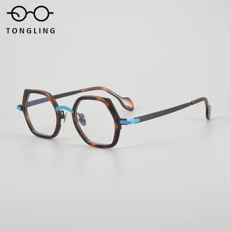 2025 New Men Handcrafted Two-Color Acetate Square Polygonal Pure Titanium Women Personalized Trendy Fashionable Eyeglass Frame
2025 New Men Handcrafted Two-Color Acetate Square Polygonal Pure Titanium Women Personalized Trendy Fashionable Eyeglass Frame