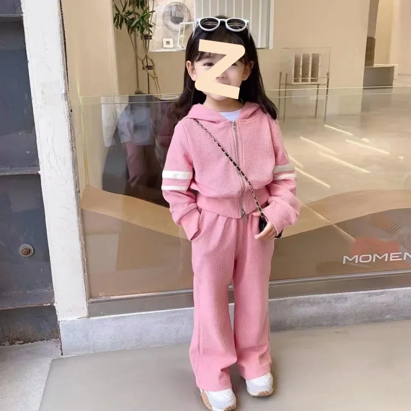 Korean Autumn Children's Clothing for Girls Suit Spring 2025 Kids Clothes Outerwear Pants Sportswear Two-piece Set Hooded Coat
Korean Autumn Children's Clothing for Girls Suit Spring 2025 Kids Clothes Outerwear Pants Sportswear Two-piece Set Hooded Coat