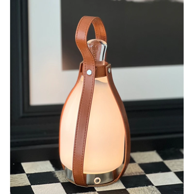 Wireless touch desk lamp retro outdoor camping lamp bedroom bedside charging atmosphere portable
Wireless touch desk lamp retro outdoor camping lamp bedroom bedside charging atmosphere portable