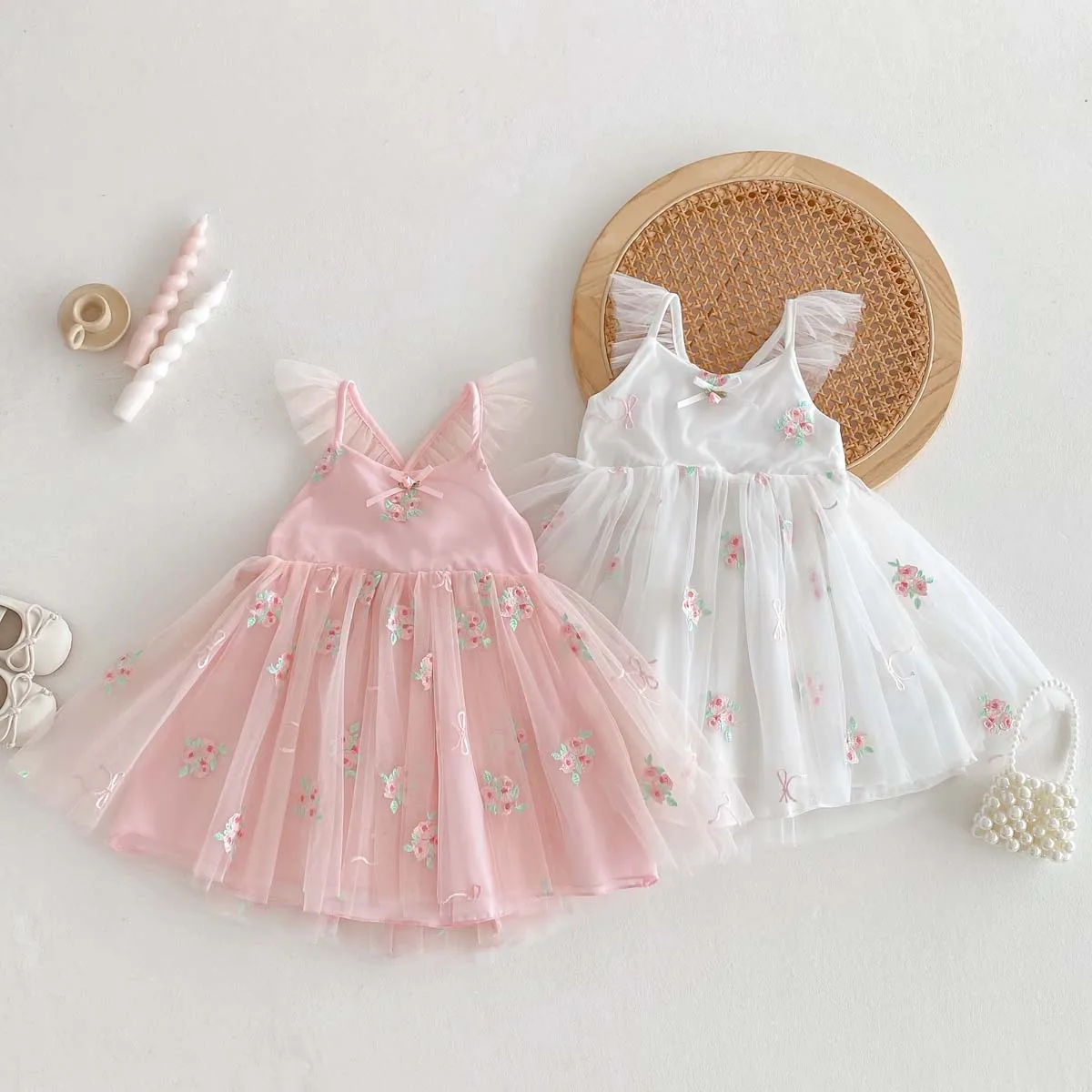 Girls' New Suspender Dress, Baby's Summer Embroidered Mesh Dress, Children's Stylish Sleeveless Princess Dress
Girls' New Suspender Dress, Baby's Summer Embroidered Mesh Dress, Children's Stylish Sleeveless Princess Dress