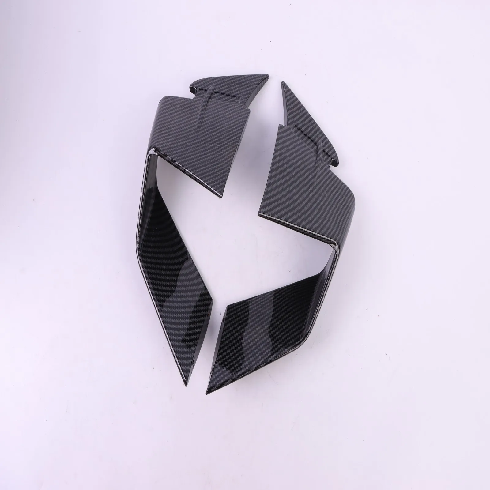2pcs Carbon Fiber Front Fairing Wind Winglets FOR BMW S1000RR M1000RR 2019-2022 Aerodynamic
2pcs Carbon Fiber Front Fairing Wind Winglets FOR BMW S1000RR M1000RR 2019-2022 Aerodynamic