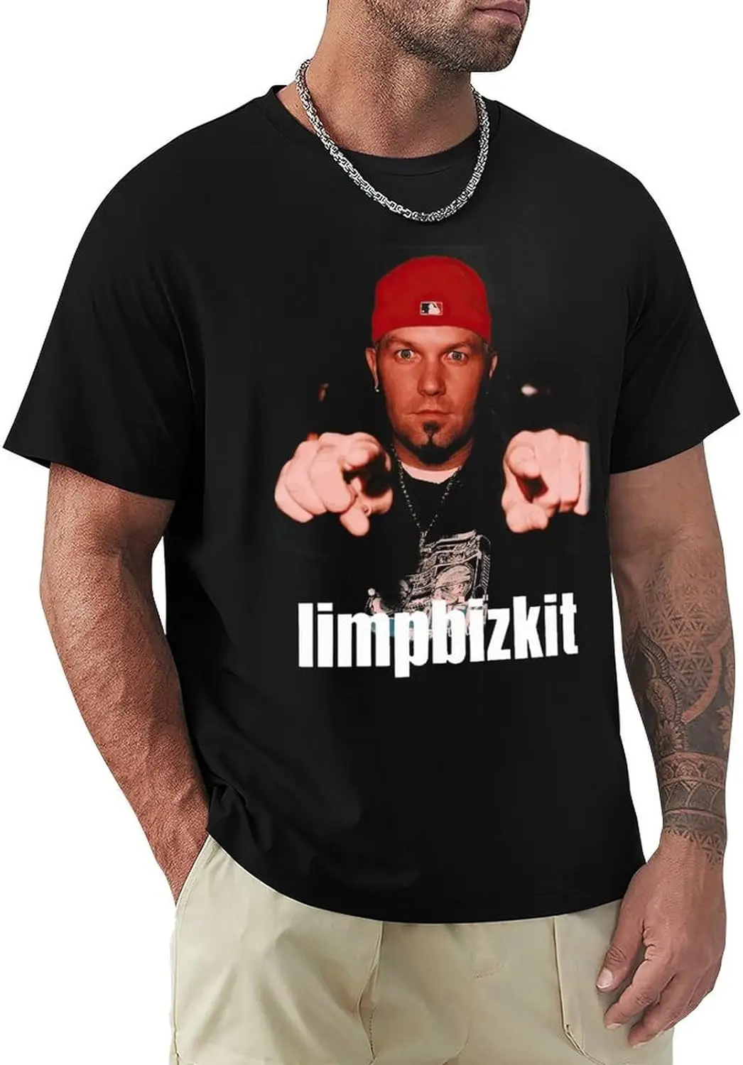 Мужская хлопковая футболка с коротким рукавом и круглым вырезом
Мужская хлопковая футболка с коротким рукавом и круглым вырезом