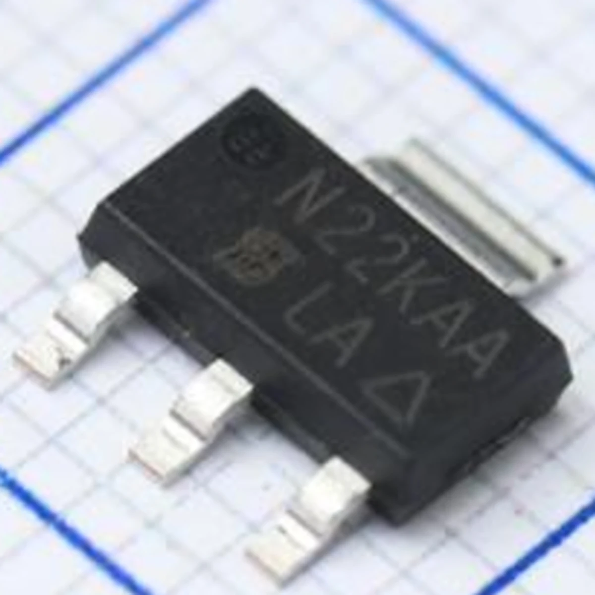 10 шт. оригинальный полевой транзистор LA (MOSFET) 2 Вт; 3,1 Вт, 60 В, 2,7 А, 1 канал N SOT-223-3 IRLL014TRPBF
10 шт. оригинальный полевой транзистор LA (MOSFET) 2 Вт; 3,1 Вт, 60 В, 2,7 А, 1 канал N SOT-223-3 IRLL014TRPBF