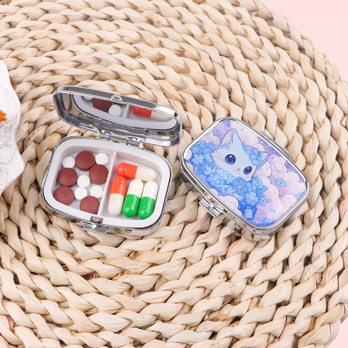 Cute Cat Pill Boxes Cartoon Sealed Subpackage Case Portable Kawaii Travel Jewelry Box Mini Organizer Storage Medicine Case
Cute Cat Pill Boxes Cartoon Sealed Subpackage Case Portable Kawaii Travel Jewelry Box Mini Organizer Storage Medicine Case