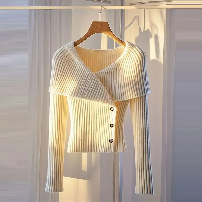 Spring Autumn New Small Fragrant Pullover White Knitted Sweater Top Stylish Elegant Luxury Long Sleeve Sweater Tee
Spring Autumn New Small Fragrant Pullover White Knitted Sweater Top Stylish Elegant Luxury Long Sleeve Sweater Tee