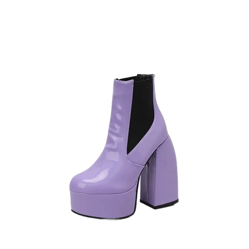 Высококачественная осенне-зимняя женская обувь. Сапоги на платформе на толстом каблуке. Женские ботинки с круглым носком. Минимальный дизайн. Банкеты.
Высококачественная осенне-зимняя женская обувь. Сапоги на платформе на толстом каблуке. Женские ботинки с круглым носком. Минимальный дизайн. Банкеты.