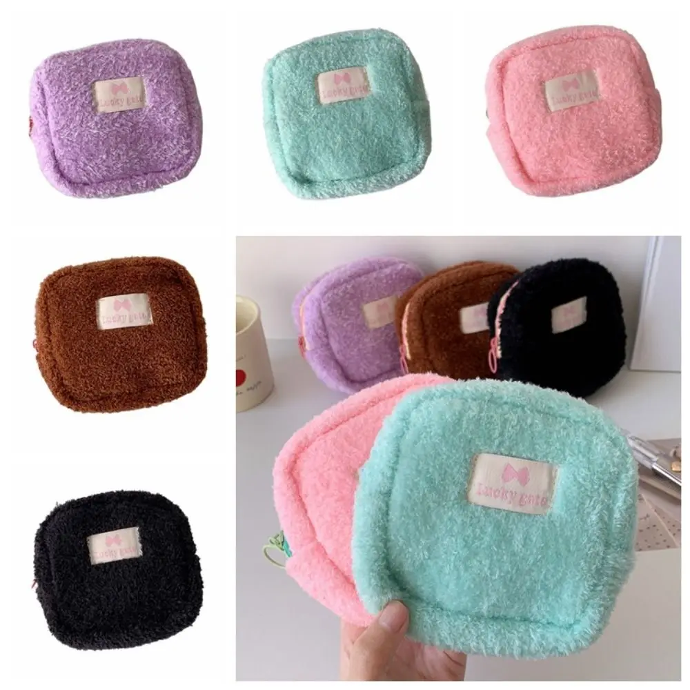 Creative Girl's Plush Coin Purse INS Portable Headphone Storage Bag Korean Style Large Capacity Trendy Cosmetic Bag Lipstick Bag
Creative Girl's Plush Coin Purse INS Portable Headphone Storage Bag Korean Style Large Capacity Trendy Cosmetic Bag Lipstick Bag