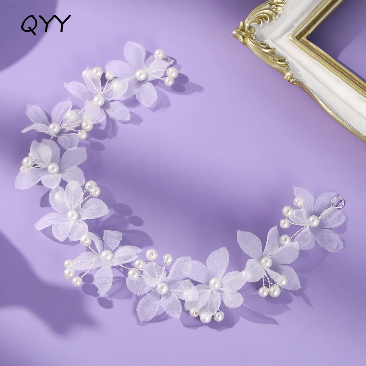Милый белый цветочный свадебный ободок, модный жемчужный венок ручной вязки для женщин, аксессуары для волос для фотовечеринки
Милый белый цветочный свадебный ободок, модный жемчужный венок ручной вязки для женщин, аксессуары для волос для фотовечеринки