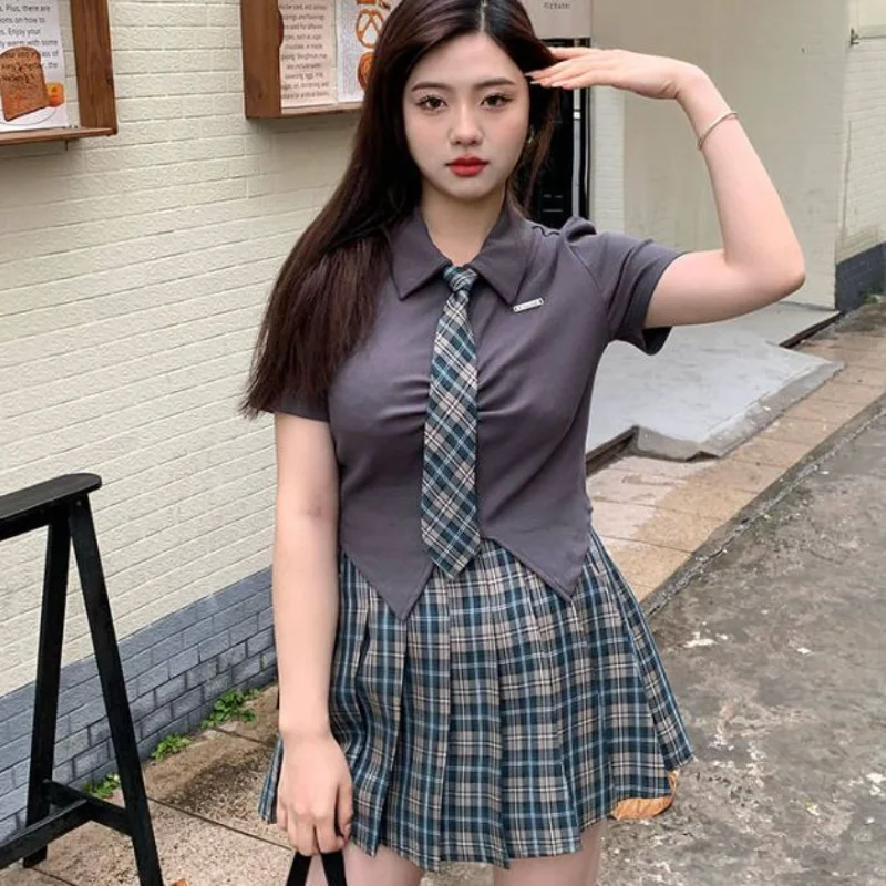 Vintage College Style Womens Sets Short Sleeve Shirt + Women's Pleated Skirt Suit Two Piece Set for Women Large Size 4XL Q6
Vintage College Style Womens Sets Short Sleeve Shirt + Women's Pleated Skirt Suit Two Piece Set for Women Large Size 4XL Q6