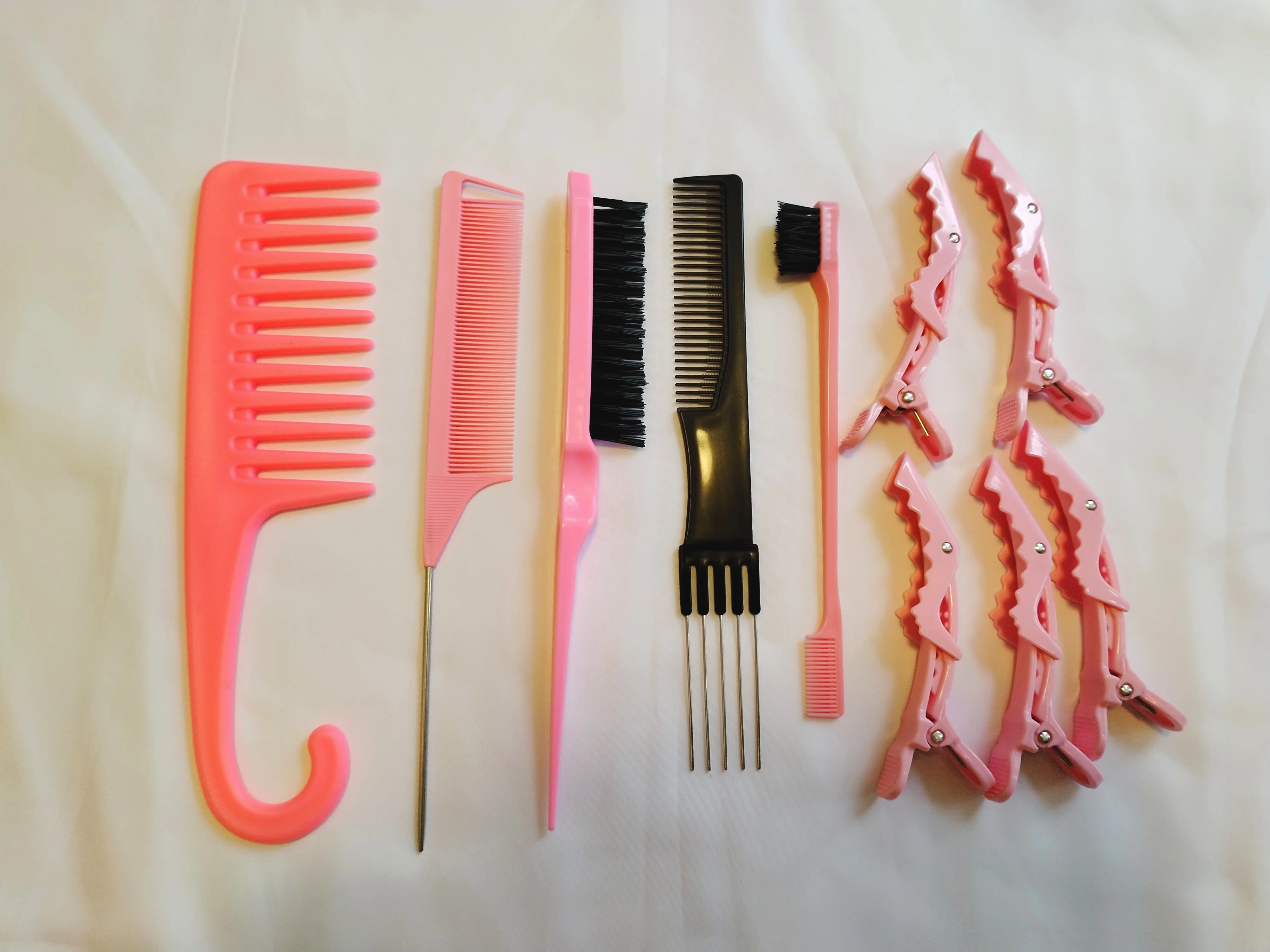 10 Pcs Wide Tooth Detangler Comb,Rat Tail Comb,Bristle Hair Brush,Edge Brush,Hair Styling Clips for Women Curly,Wet&Thick Hair
10 Pcs Wide Tooth Detangler Comb,Rat Tail Comb,Bristle Hair Brush,Edge Brush,Hair Styling Clips for Women Curly,Wet&Thick Hair