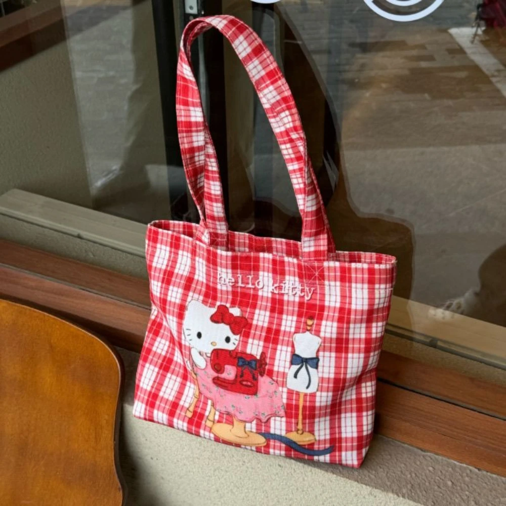 Sanrio handbags Hello Kitty Women's Handle Bags Kawaii One-shoulder Tote Cute Cartoon Cat Handbag Red plaid canvas shoulder bag
Sanrio handbags Hello Kitty Women's Handle Bags Kawaii One-shoulder Tote Cute Cartoon Cat Handbag Red plaid canvas shoulder bag
