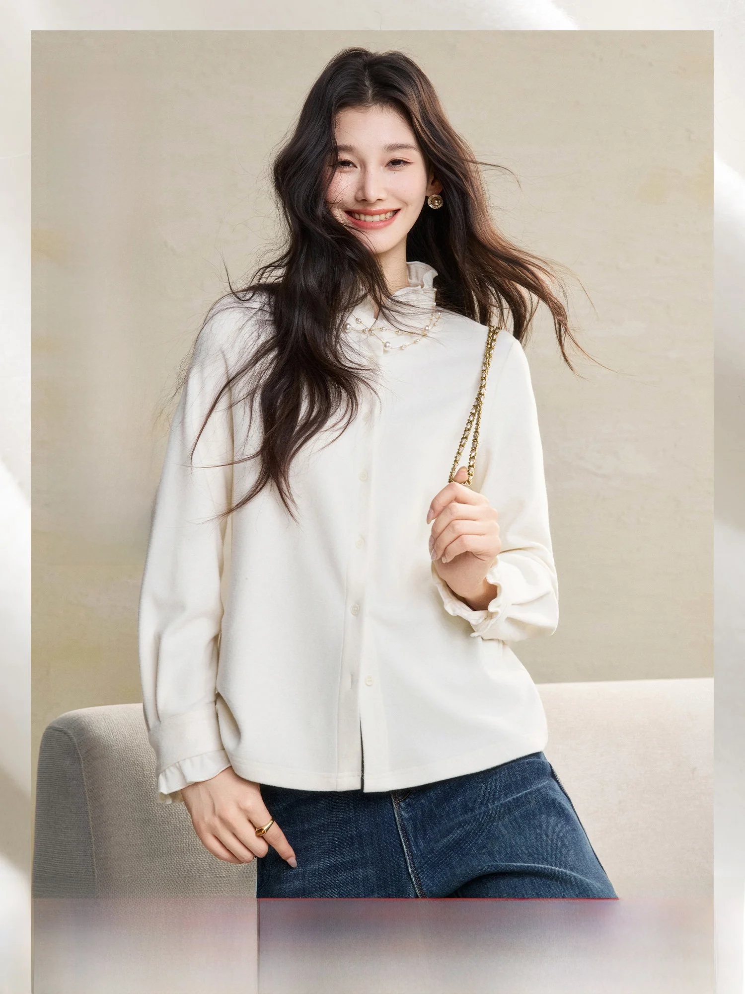 Elegant Long Sleeve Women's Shirt Pumpkin Valley Paris Love Story Inner And Outer Wear Wooden Bordered Polyester Fiber
Elegant Long Sleeve Women's Shirt Pumpkin Valley Paris Love Story Inner And Outer Wear Wooden Bordered Polyester Fiber