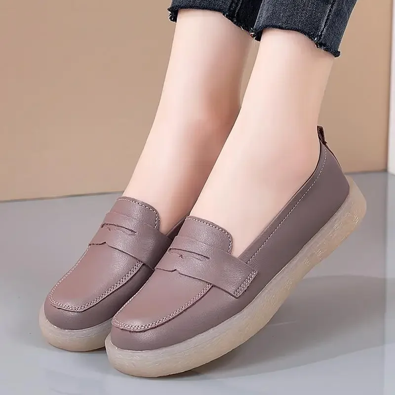 Genuine Leather Pumps Women's Autumn New Middle-Aged Low-Cut Mom Shoes Soft Leather Soft Bottom Moccasins Loafers
Genuine Leather Pumps Women's Autumn New Middle-Aged Low-Cut Mom Shoes Soft Leather Soft Bottom Moccasins Loafers