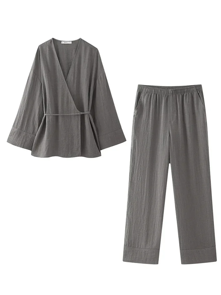 Korean Classic Loose Lace Up Women's Casual Two Piece Set Fashion Double Breasted Kimono Outerwear Straight Leg Pants Set Women
Korean Classic Loose Lace Up Women's Casual Two Piece Set Fashion Double Breasted Kimono Outerwear Straight Leg Pants Set Women
