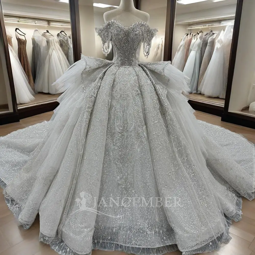 Customized Wedding Dresses 2025 Short Sleeve Bride Dress Tassel Crystal Lace Appliques Scoop Bridal Gown Vestido De Novia
Customized Wedding Dresses 2025 Short Sleeve Bride Dress Tassel Crystal Lace Appliques Scoop Bridal Gown Vestido De Novia