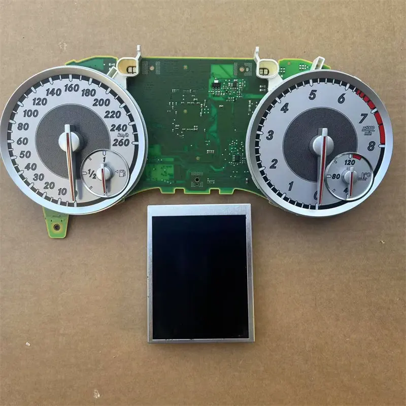 Suitable for Mercedes-Benz W117 GLA220 GLA200 GLA180 instrument panel assembly, instrument LCD display
Suitable for Mercedes-Benz W117 GLA220 GLA200 GLA180 instrument panel assembly, instrument LCD display