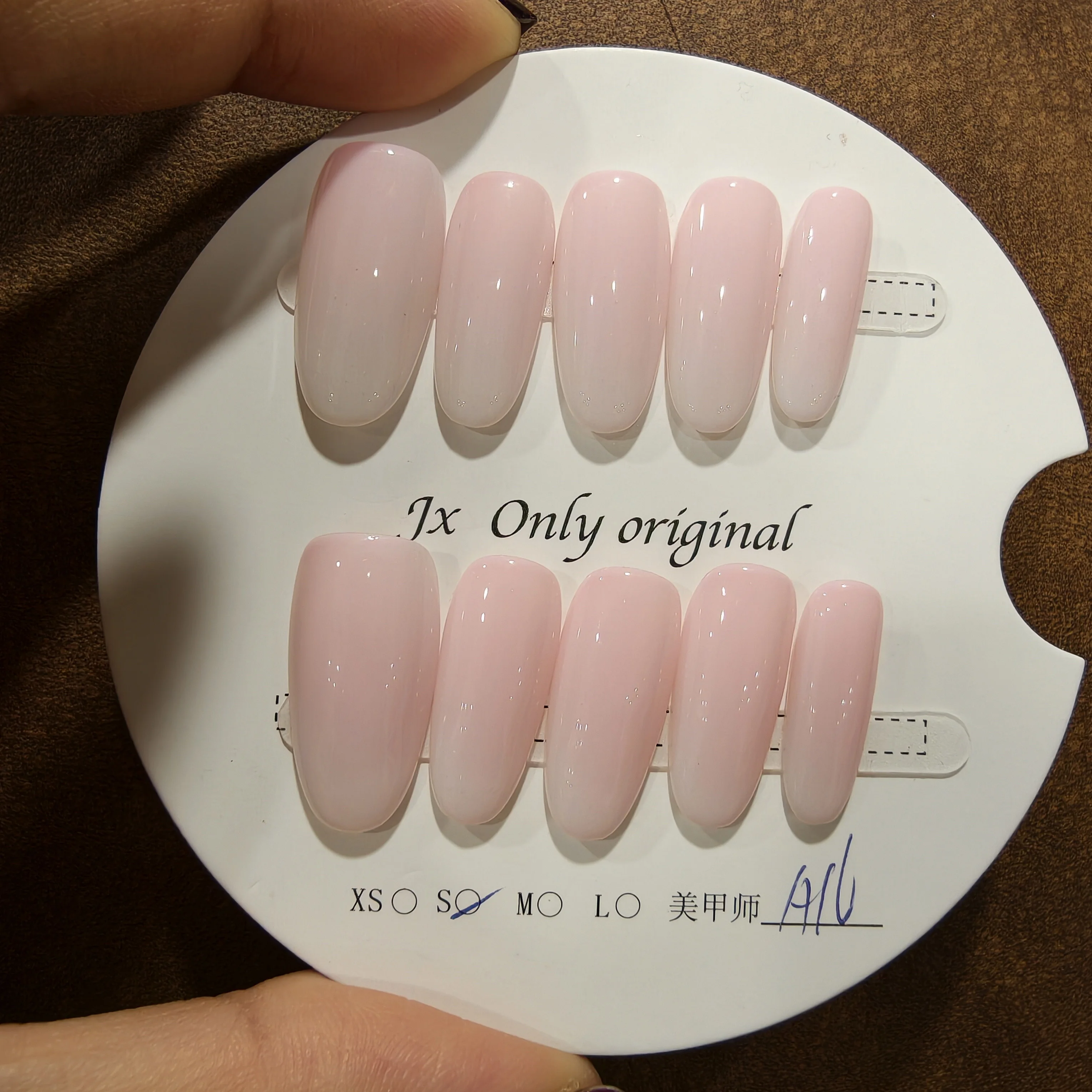 10pcs Pink Gradient Handmade Nails Nude Cat Eye Press on Nail Median Ellipse Full Coverage Nail Tips for Women&Girl False Nail
10pcs Pink Gradient Handmade Nails Nude Cat Eye Press on Nail Median Ellipse Full Coverage Nail Tips for Women&Girl False Nail