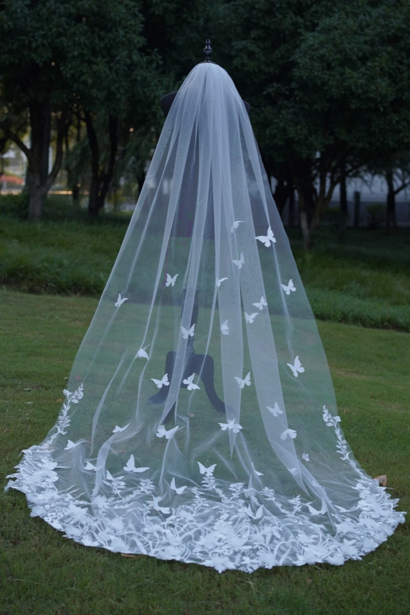 Elegant 3D Lace Wedding Veil 3 Meters Long 1.5 Meters Wide One Layer White Ivory Bridal Veil with Comb Wedding Accessories 
Elegant 3D Lace Wedding Veil 3 Meters Long 1.5 Meters Wide One Layer White Ivory Bridal Veil with Comb Wedding Accessories