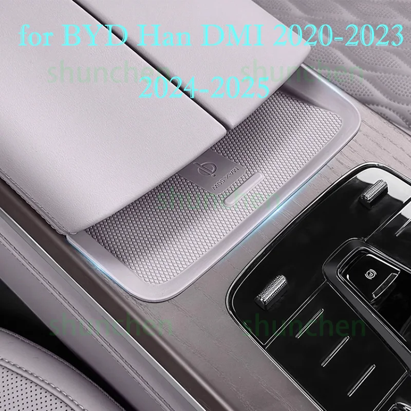Car Central Wireless Charging Silicone Pad for BYD Han DMI 2020-2025 Anti-slip Pad Protective Mat Interior Accessories
Car Central Wireless Charging Silicone Pad for BYD Han DMI 2020-2025 Anti-slip Pad Protective Mat Interior Accessories