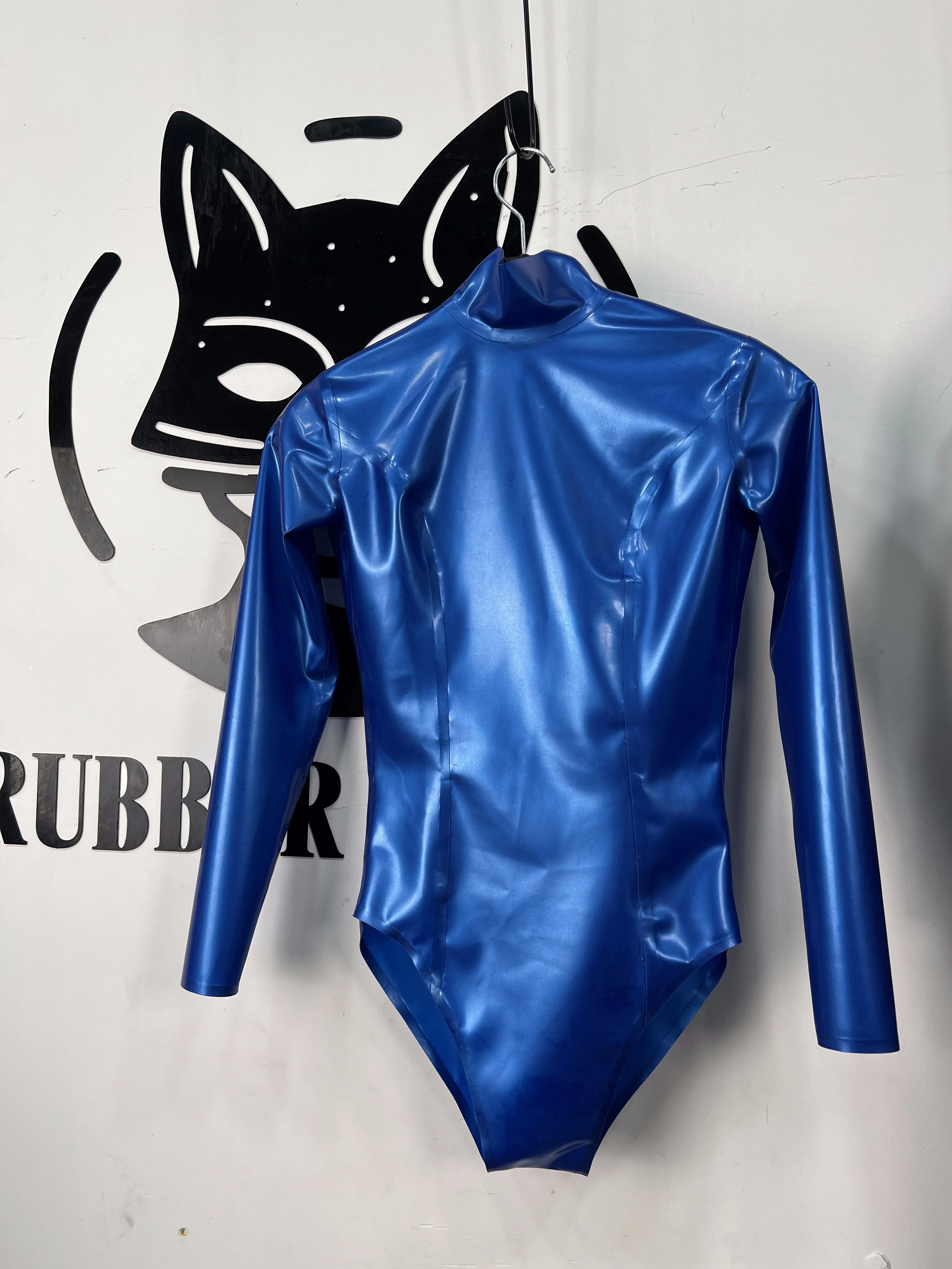 Womens Rubber Catsuit High Neck Long Sleeve Glossy Latex Front Zipper Stretch Jumpsuit Outfit
Womens Rubber Catsuit High Neck Long Sleeve Glossy Latex Front Zipper Stretch Jumpsuit Outfit
