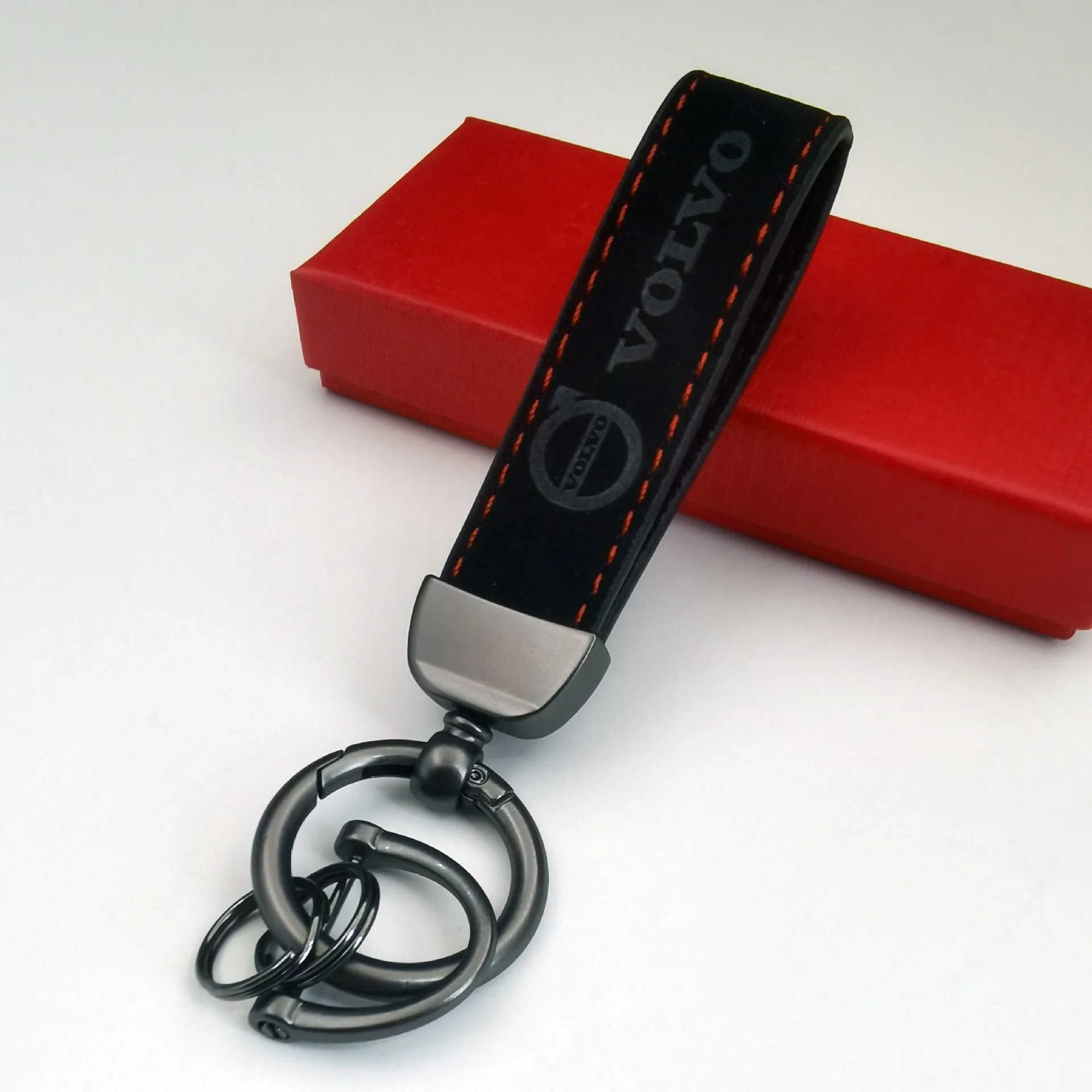 Car Keychain Suede Leather Pendant Keyring Holder Gifts For Volvo XC60 V40 XC90 S60 S40 S80l V90 V60 EX90 S90 XC40 C40 Accessory
Car Keychain Suede Leather Pendant Keyring Holder Gifts For Volvo XC60 V40 XC90 S60 S40 S80l V90 V60 EX90 S90 XC40 C40 Accessory