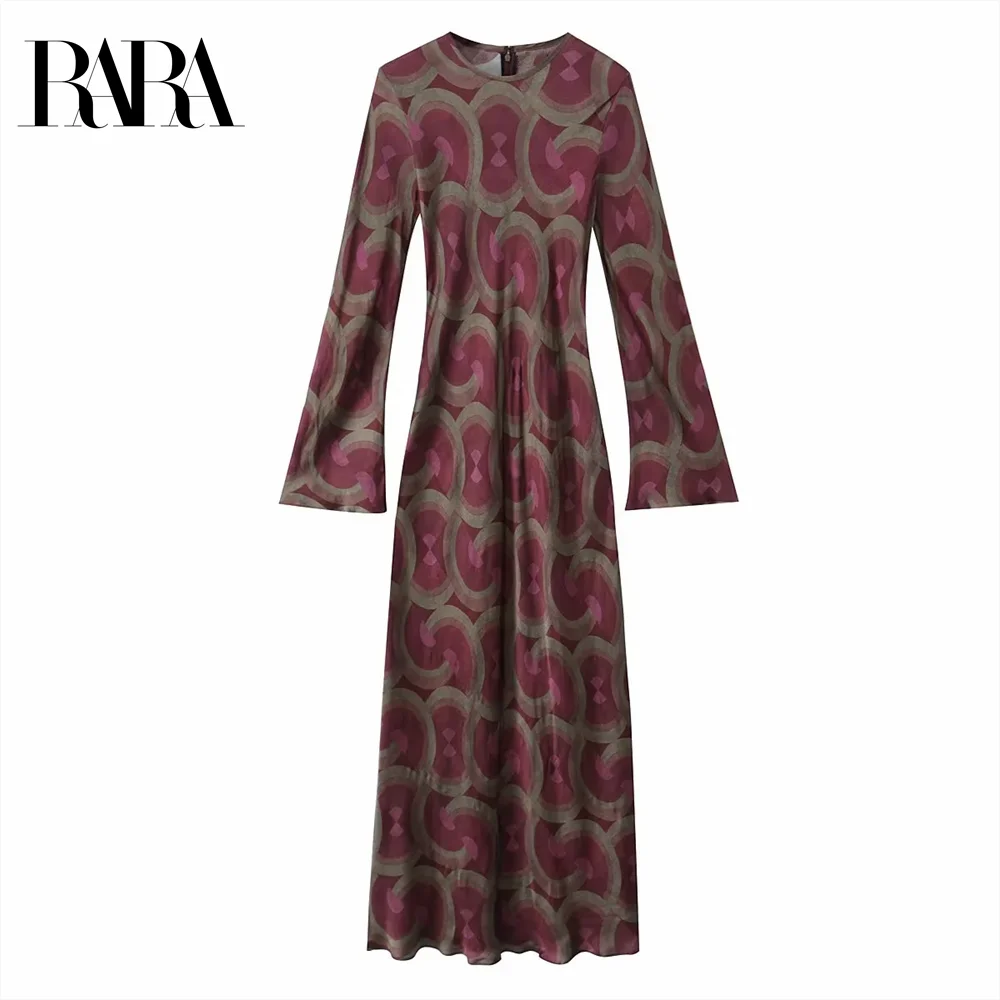 2024 RARA geometric print round neck long-sleeved dress casual temperament versatile autumn and winter new women's dress
2024 RARA geometric print round neck long-sleeved dress casual temperament versatile autumn and winter new women's dress