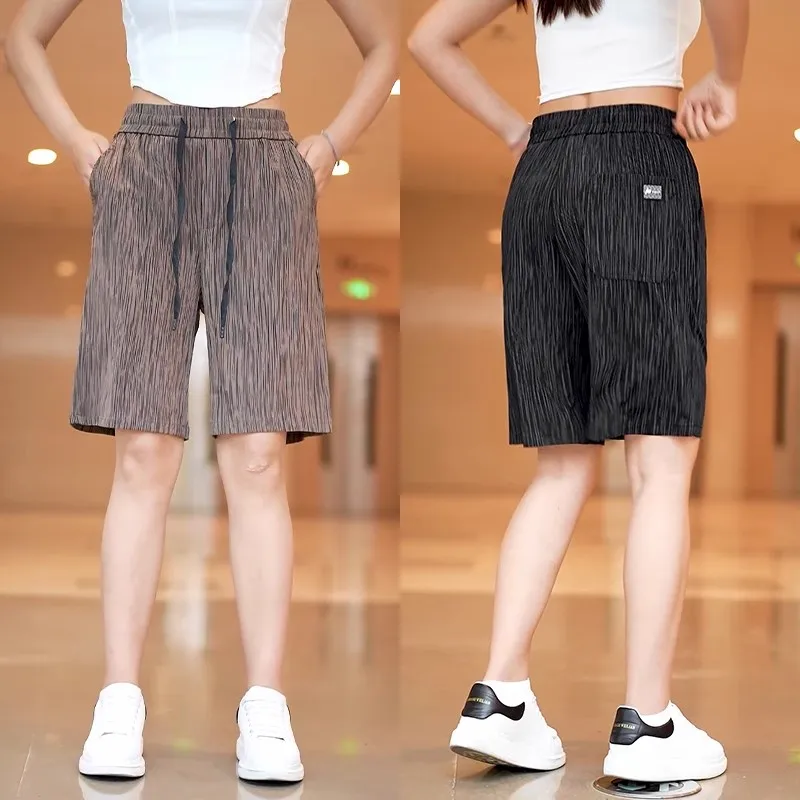 Summer Ice Silk Men's Shorts Casual Loose Fit Teenage Students New 2026 Fashion Versatile Lightweight Breathable Pants
Summer Ice Silk Men's Shorts Casual Loose Fit Teenage Students New 2026 Fashion Versatile Lightweight Breathable Pants