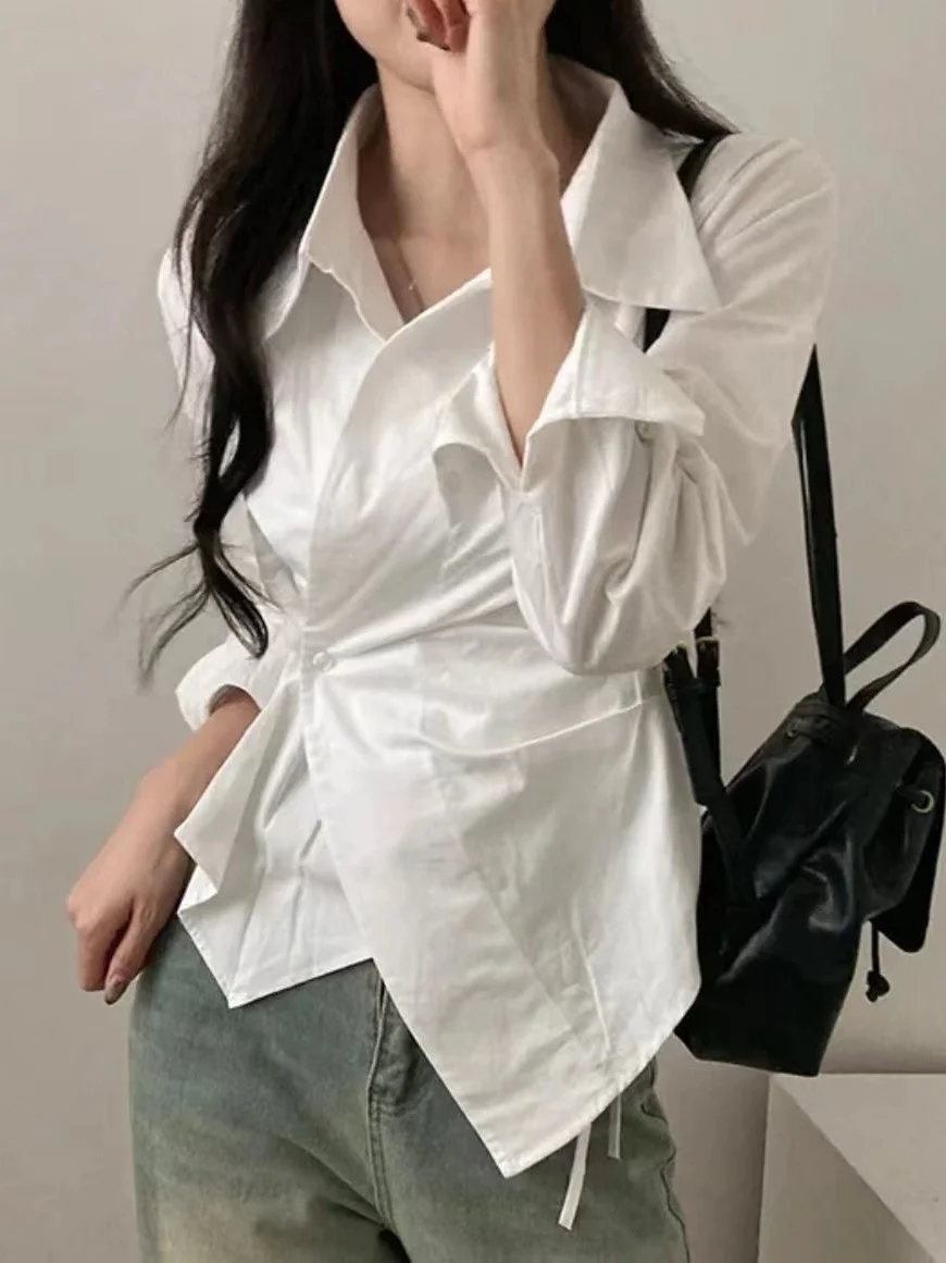 Long Sleeve Shirts Womens Satin Blouses Button Down Turn Collar Slim Fit Elegant French Feminine Preppy Outfit
Long Sleeve Shirts Womens Satin Blouses Button Down Turn Collar Slim Fit Elegant French Feminine Preppy Outfit